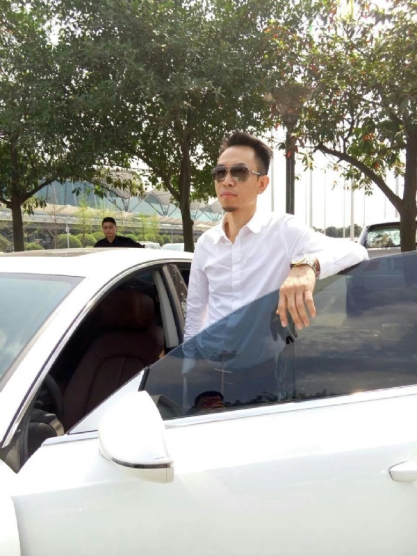 杨岳的第一张照片--嘉义父母相亲团